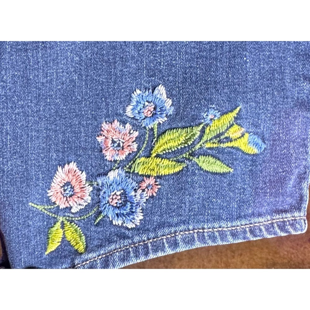 Susan Graver Jeans embroidered bottom size 22W - Picture 2 of 4